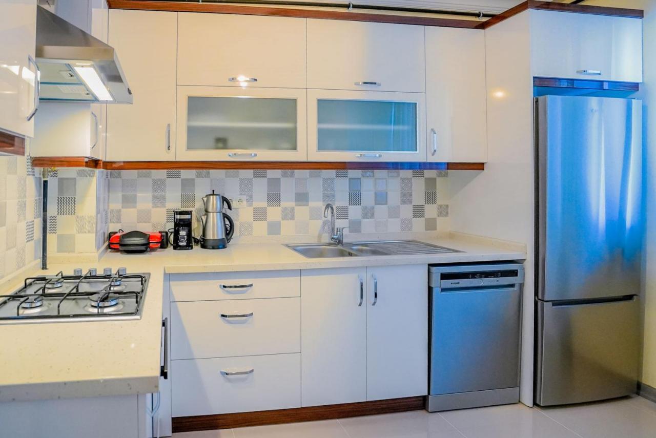 Central And Comfy Flat With Balcony In Muratpasa Antalya Exterior photo